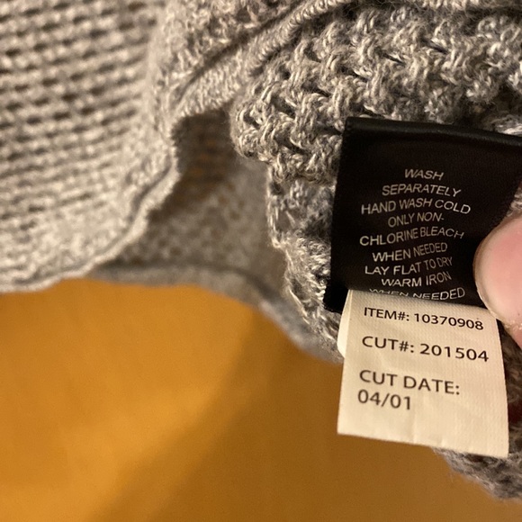 Torrid Open Stitch Knit Cropped Pullover Top Sweater Cover Up Gray Plus 2/2X - Picture 7 of 10